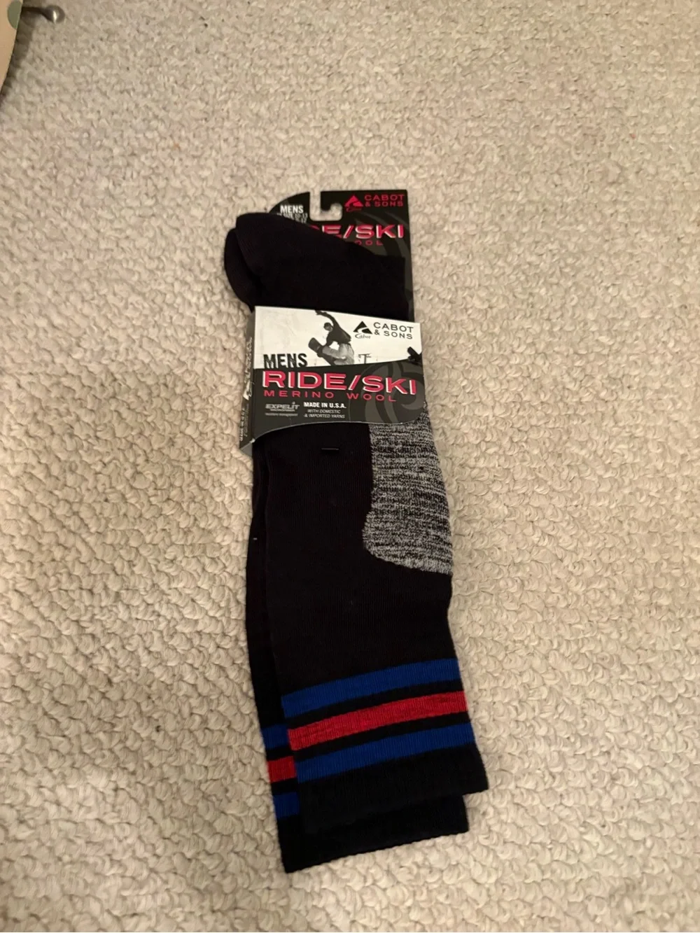 Cabot & Sons nwt $28 Merino Wool Ski & Ride Athletic Socks black size 10-13 Men’